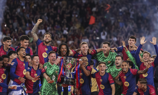 迈阿密国际4-0辛辛那提晋级四强，梅西助攻戴帽+头球破门，阿连德双响