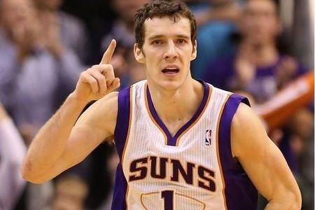 塞尔吉尼奥谈外号“塞鸟”：我像鸟一样，带着大家飞