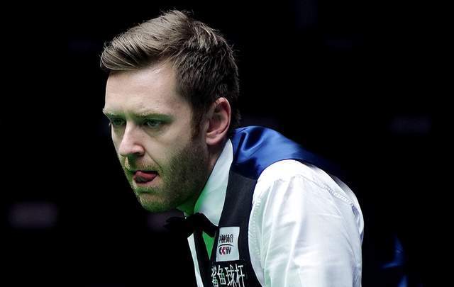 杜兰特连续得分，引领全队节奏